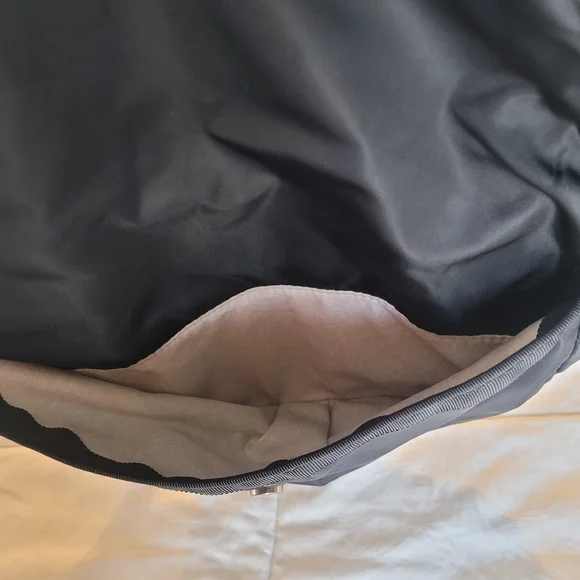 lululemon athletica Black Crossbody Bag - Picture 6 of 16